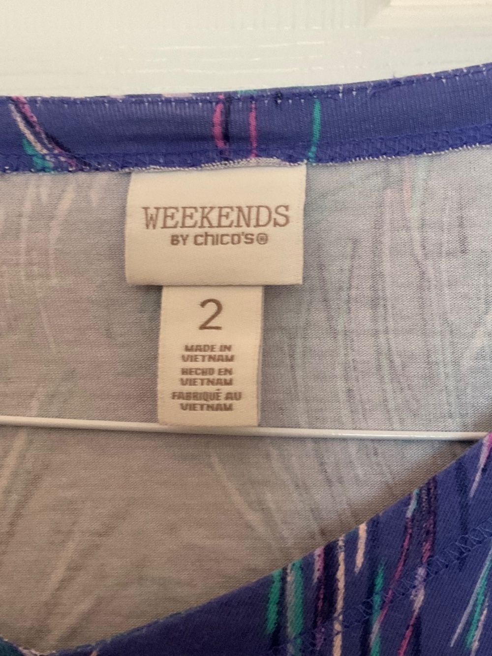 Ladies “Weekends By Chicos” long sleeve, V-Neck top.  Size 2. V. Good Condition! - Picture 2 of 7